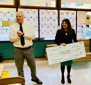Treasurer Fiona Ma Presents $10,000 Scholar Dollar Grant
